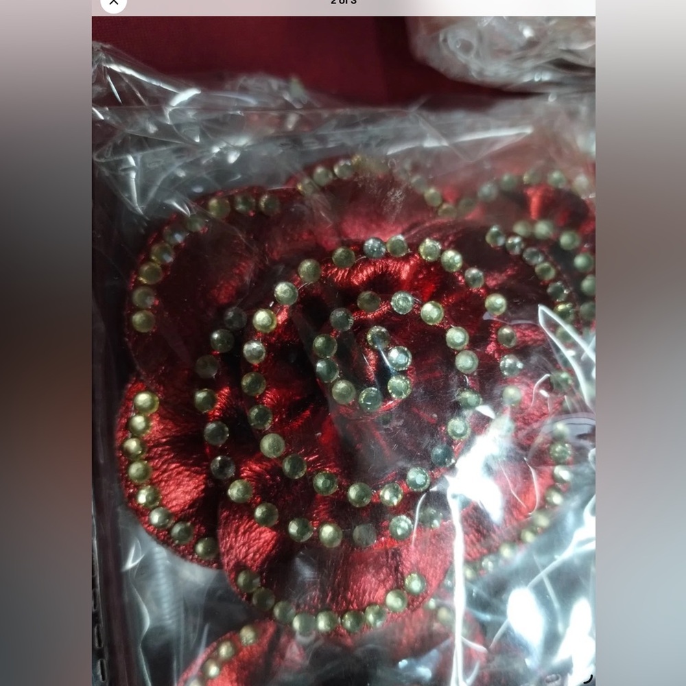 Elegant 🌹 LARGE RED ROSE Spiral STRETCH Ring NEWsatin- embellished  rhinestones.